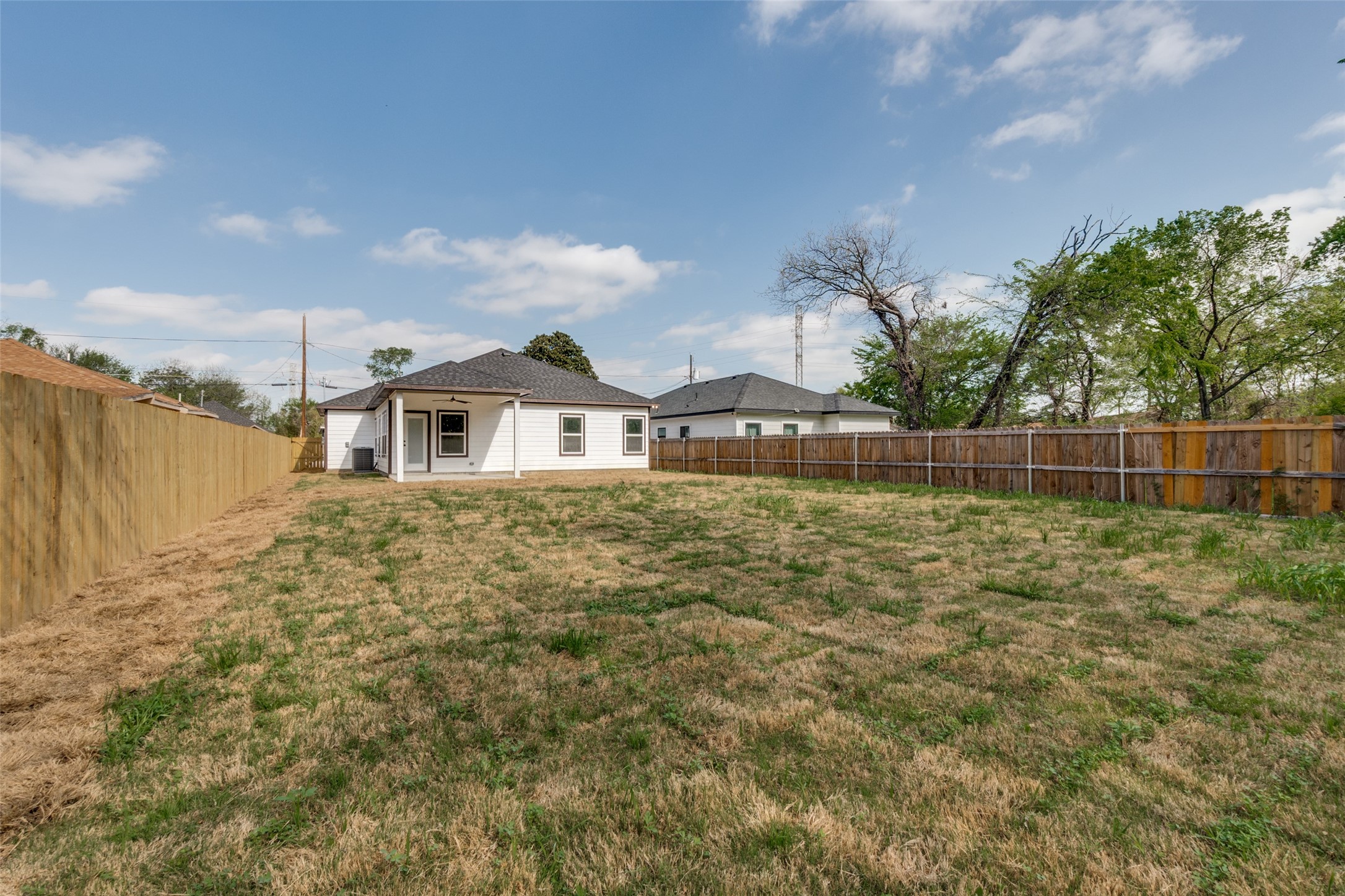 3402 Spring Avenue Dallas TX 75215