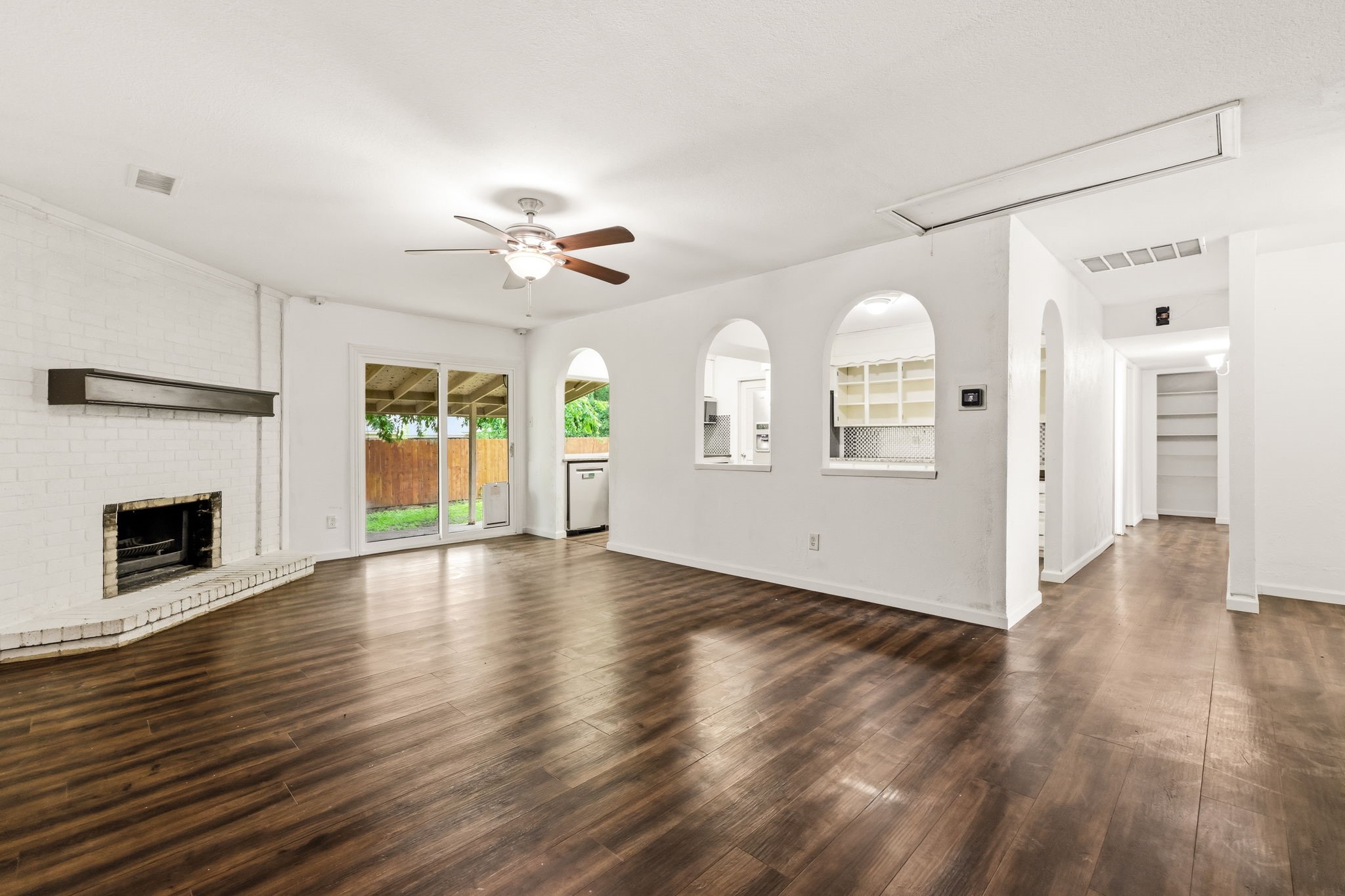 5736 Judie Court Haltom City TX 76148