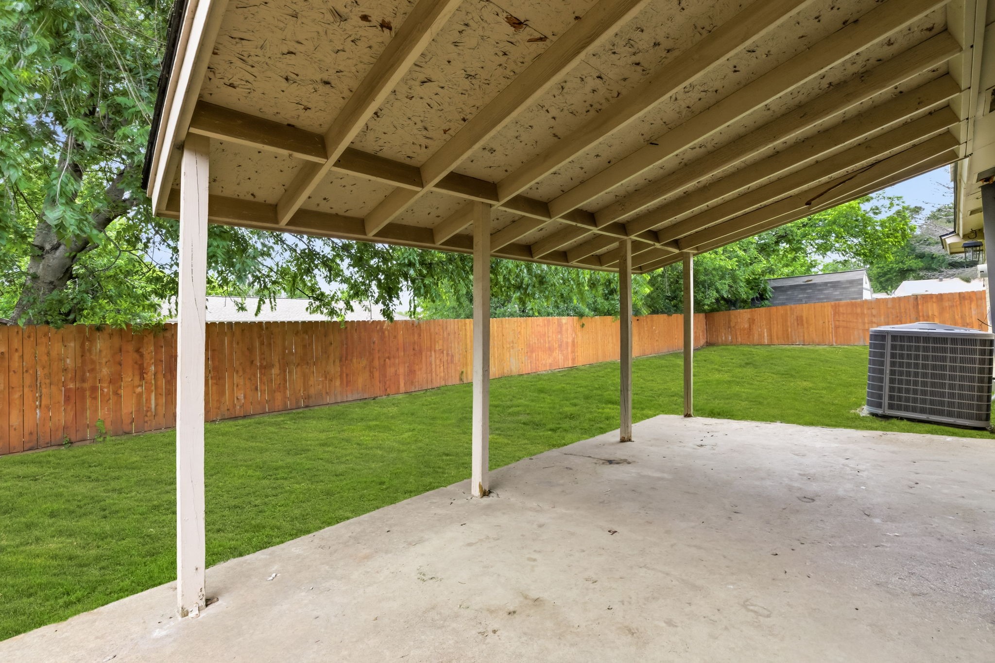 5736 Judie Court Haltom City TX 76148