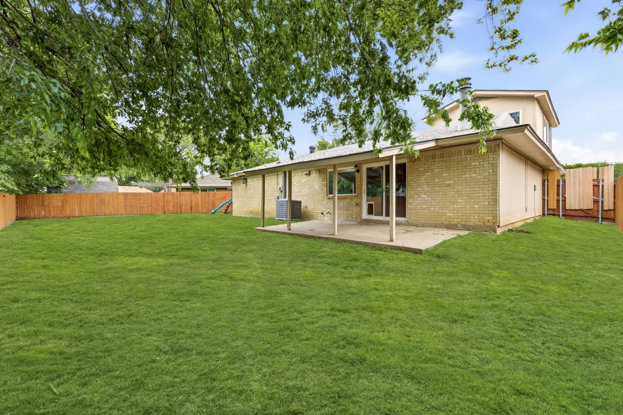 5736 Judie Court Haltom City TX 76148
