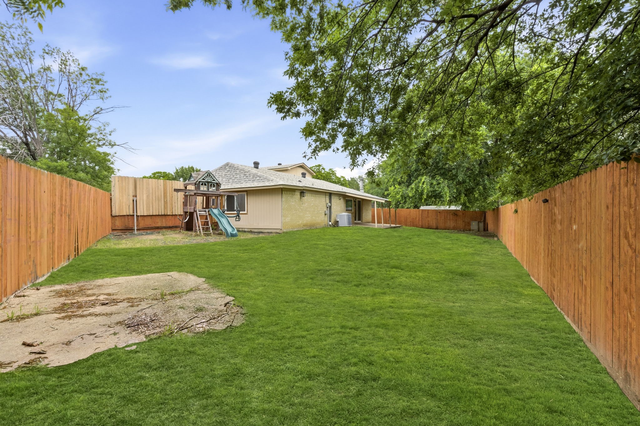 5736 Judie Court Haltom City TX 76148