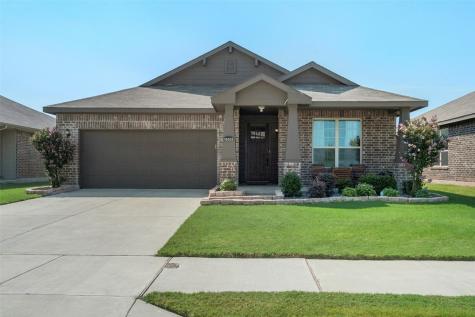 10533 Hartley Lane Fort Worth TX 76108
