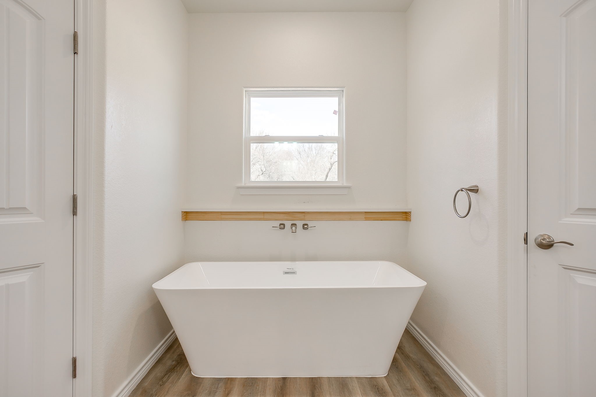 130 Abbott Avenue Covington TX 76636