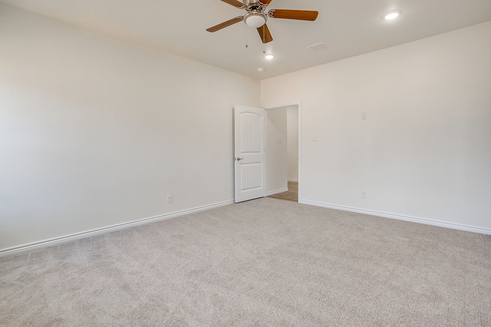 130 Abbott Avenue Covington TX 76636