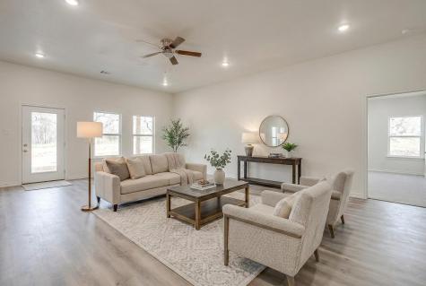 130 Abbott Avenue Covington TX 76636