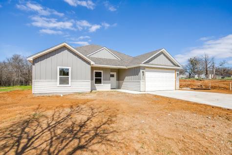 130 Abbott Avenue Covington TX 76636