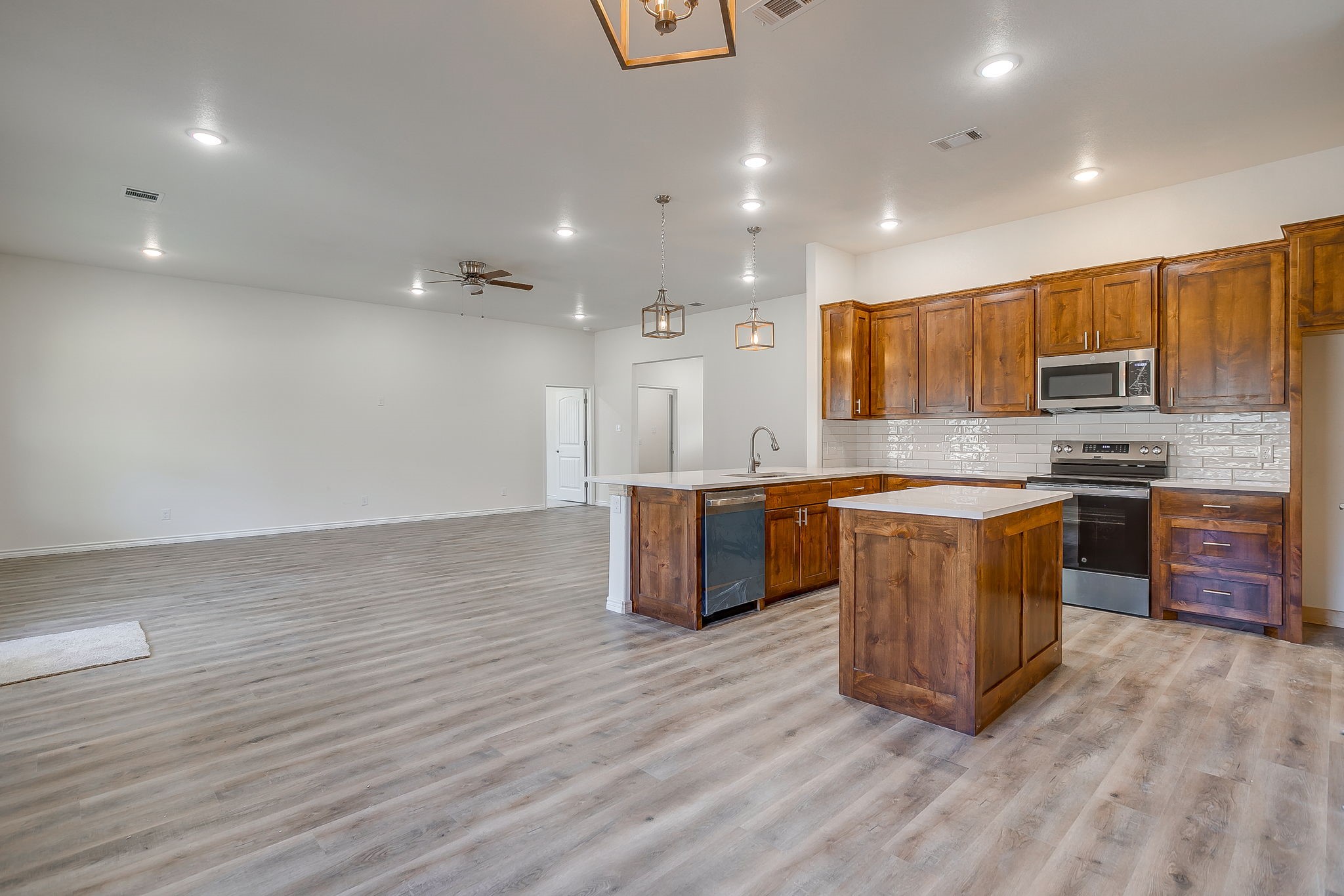 130 Abbott Avenue Covington TX 76636