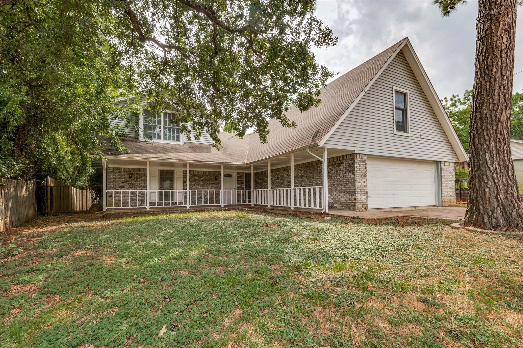 325 Post Oak Drive Grand Prairie TX 75050