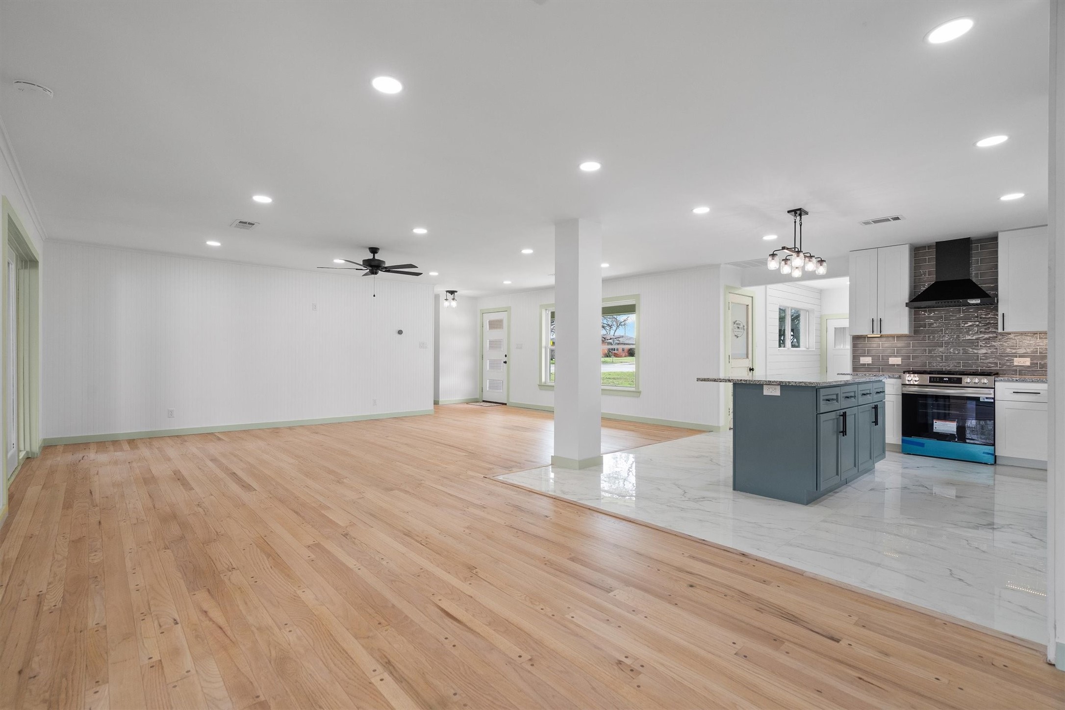 662 Fox Avenue Lewisville TX 75057
