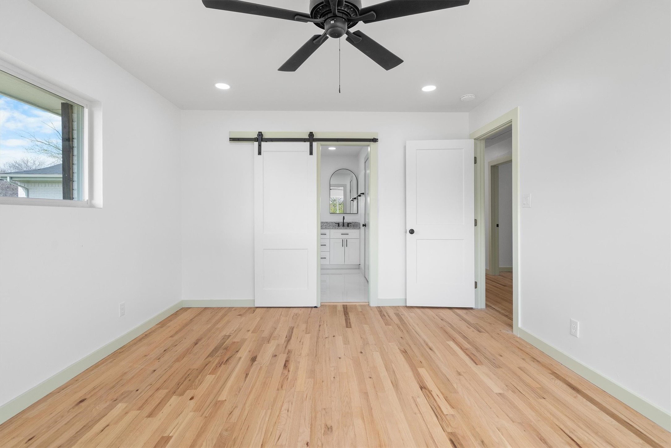 662 Fox Avenue Lewisville TX 75057