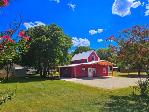 409 N 2nd Street Trenton TX 75490