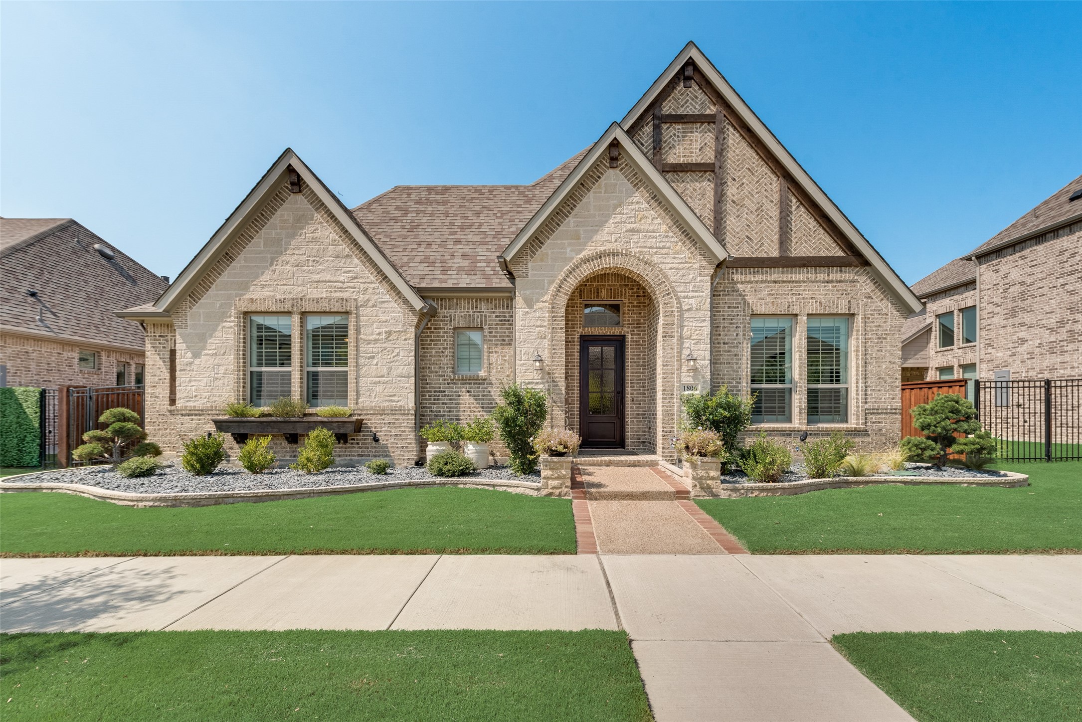 1806 Green Jasper Place Arlington TX 76005