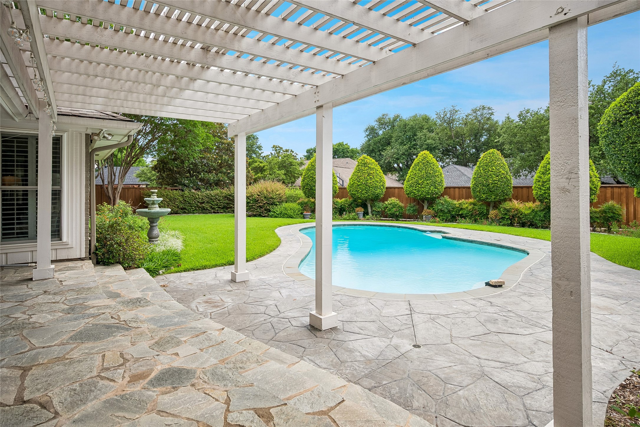 7701 Kilbride Circle Dallas TX 75248