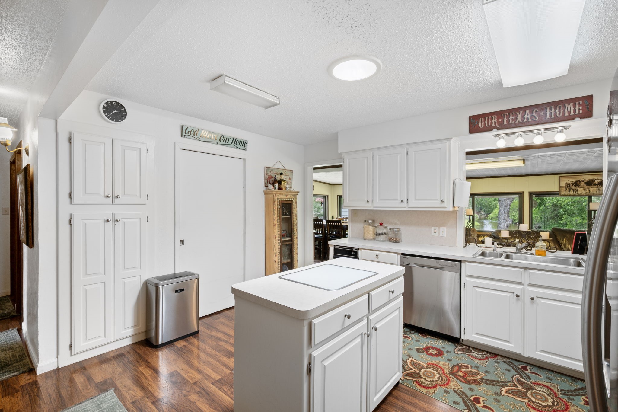 1802 Long Creek Court Granbury TX 76049