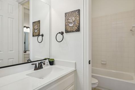 7621 Blackhall The Colony TX 75056