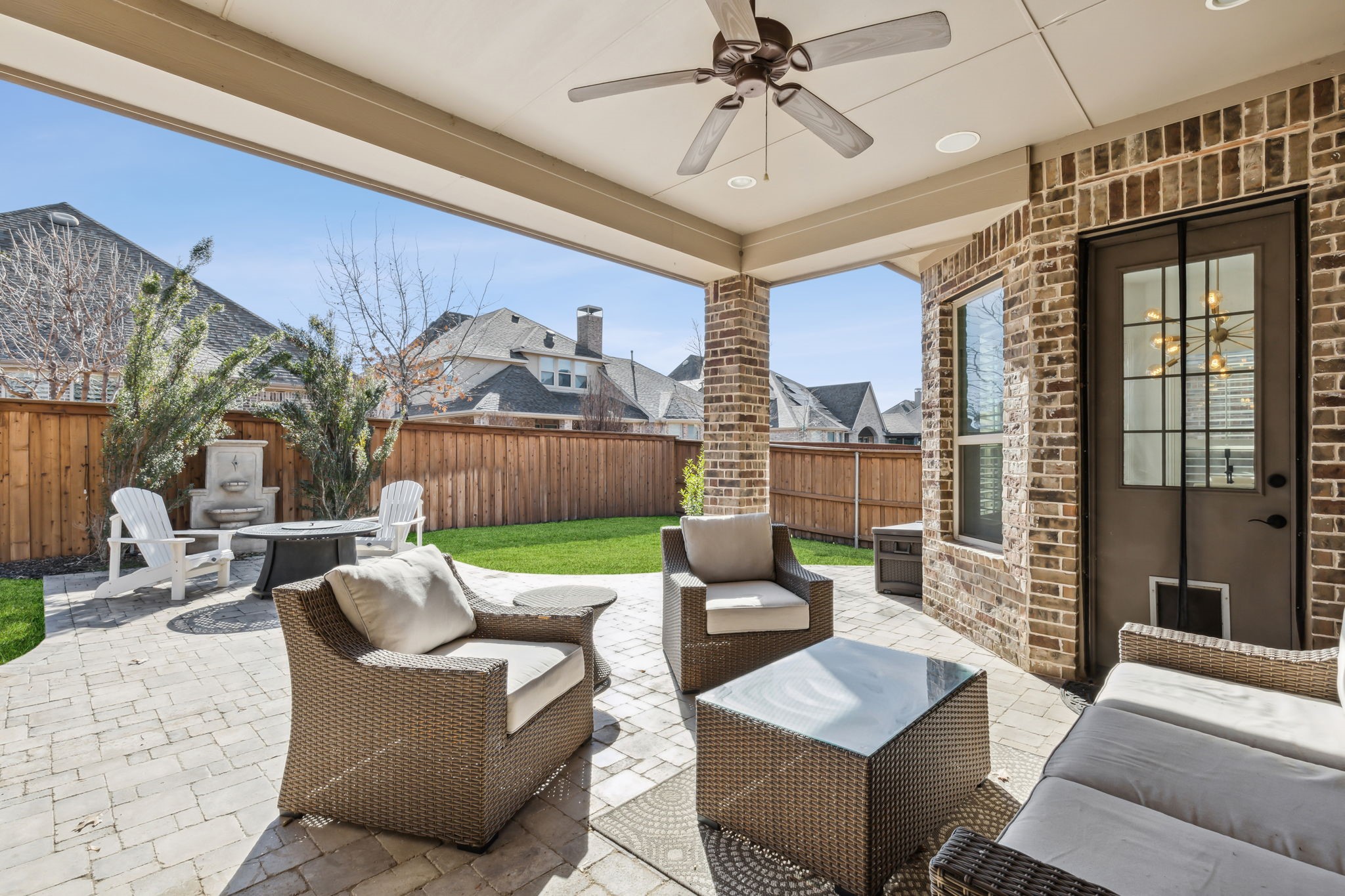 7621 Blackhall The Colony TX 75056