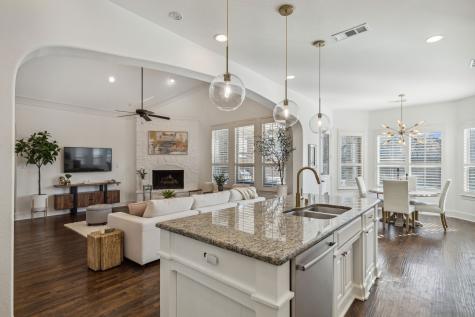 7621 Blackhall The Colony TX 75056