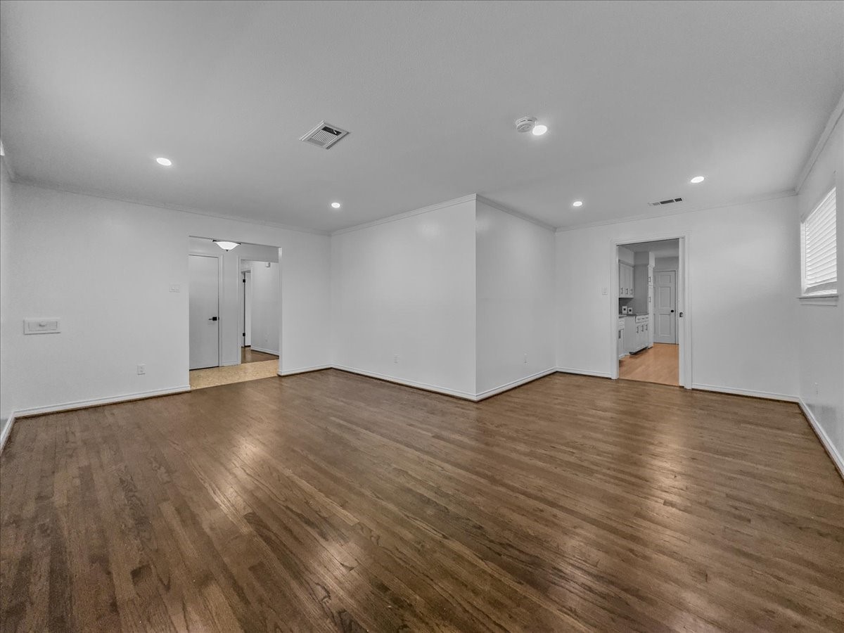 2709 Ripplewood Drive Dallas TX 75228