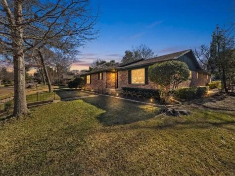 2709 Ripplewood Drive Dallas TX 75228