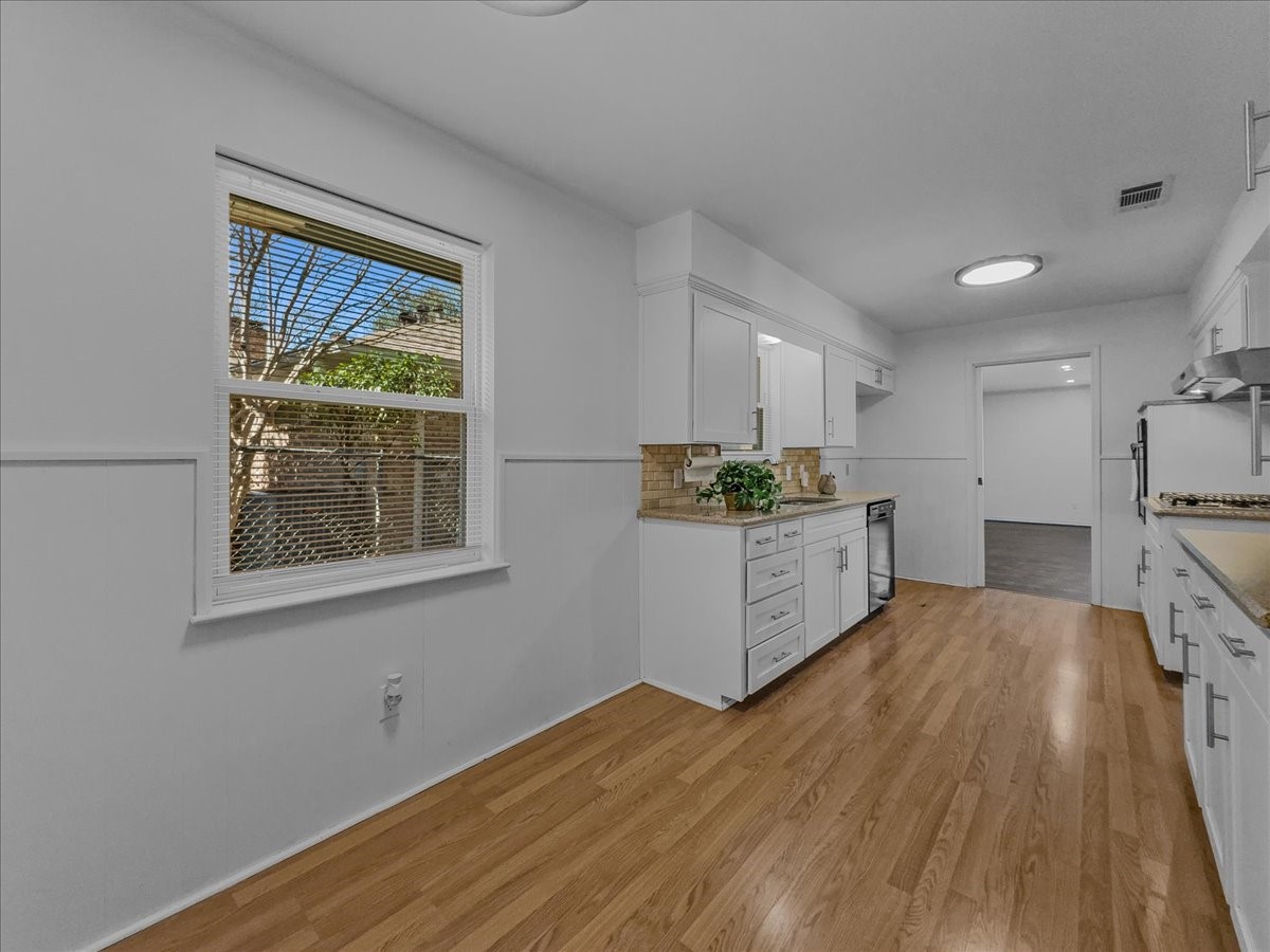 2709 Ripplewood Drive Dallas TX 75228
