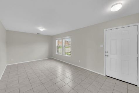 2535 Brentwood Lancaster TX 75134
