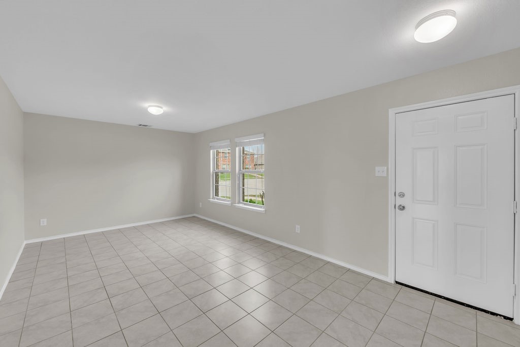 2535 Brentwood Lancaster TX 75134