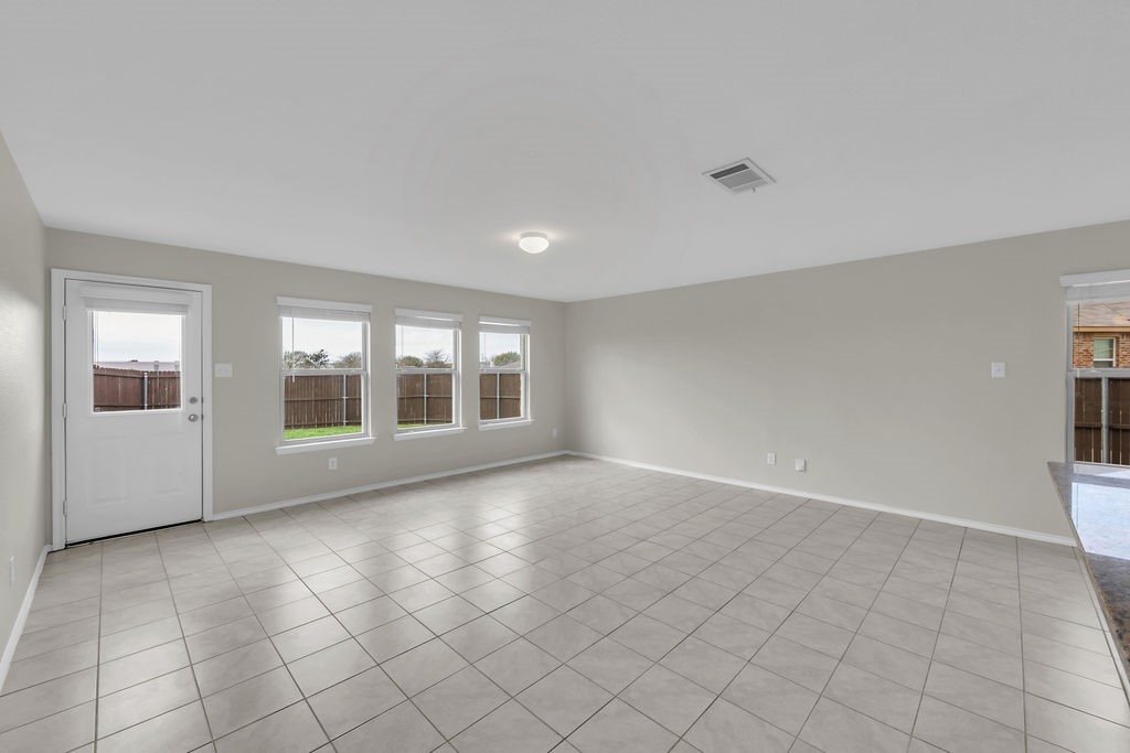 2535 Brentwood Lancaster TX 75134