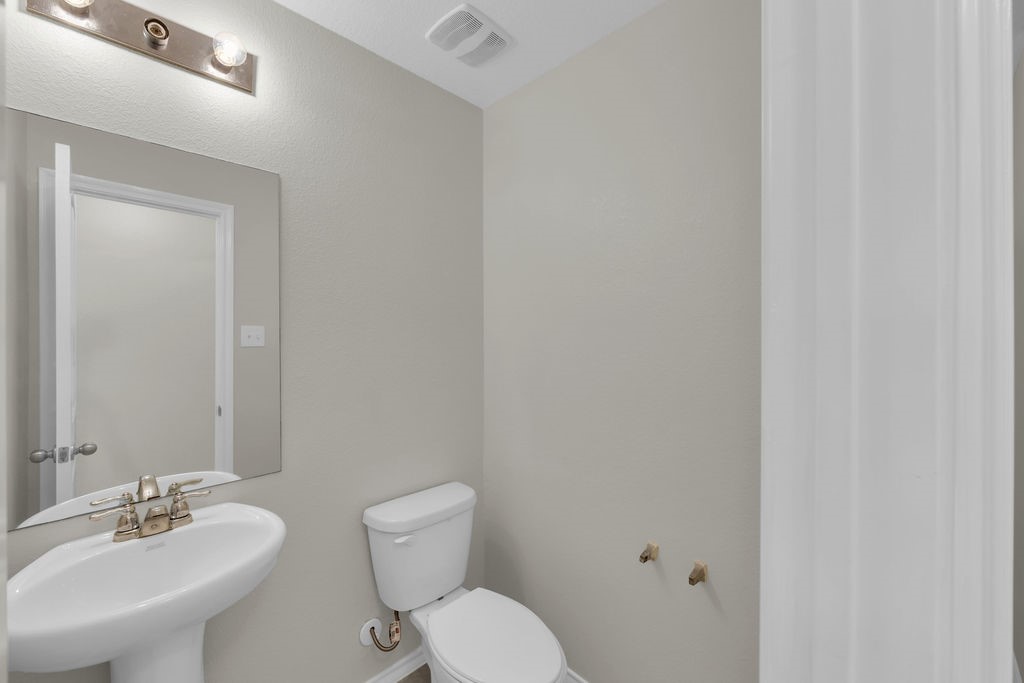 2535 Brentwood Lancaster TX 75134