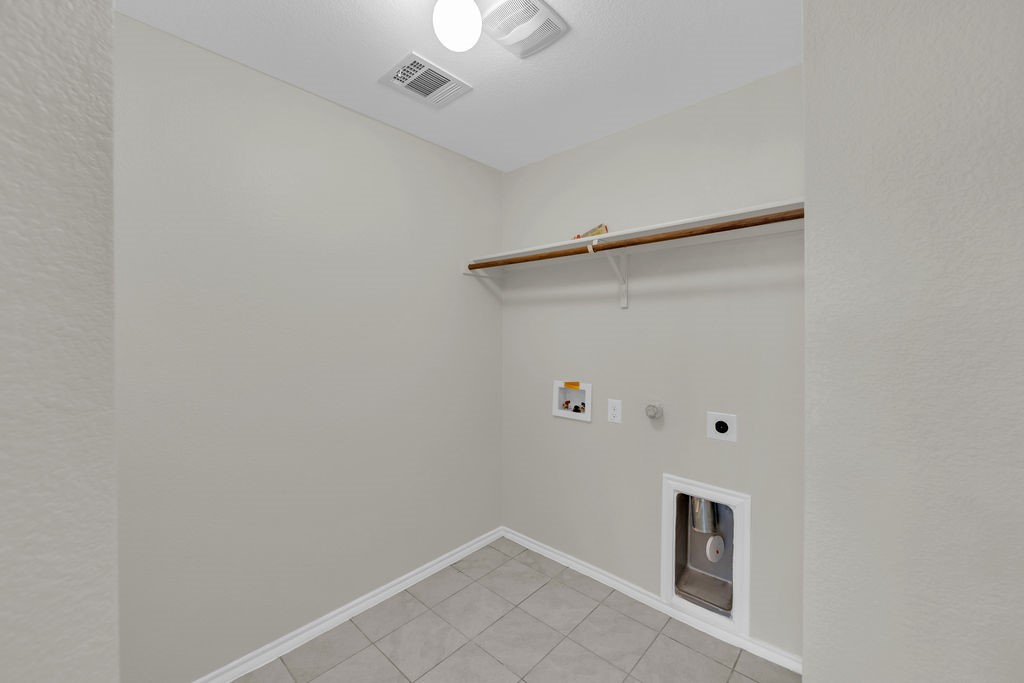 2535 Brentwood Lancaster TX 75134