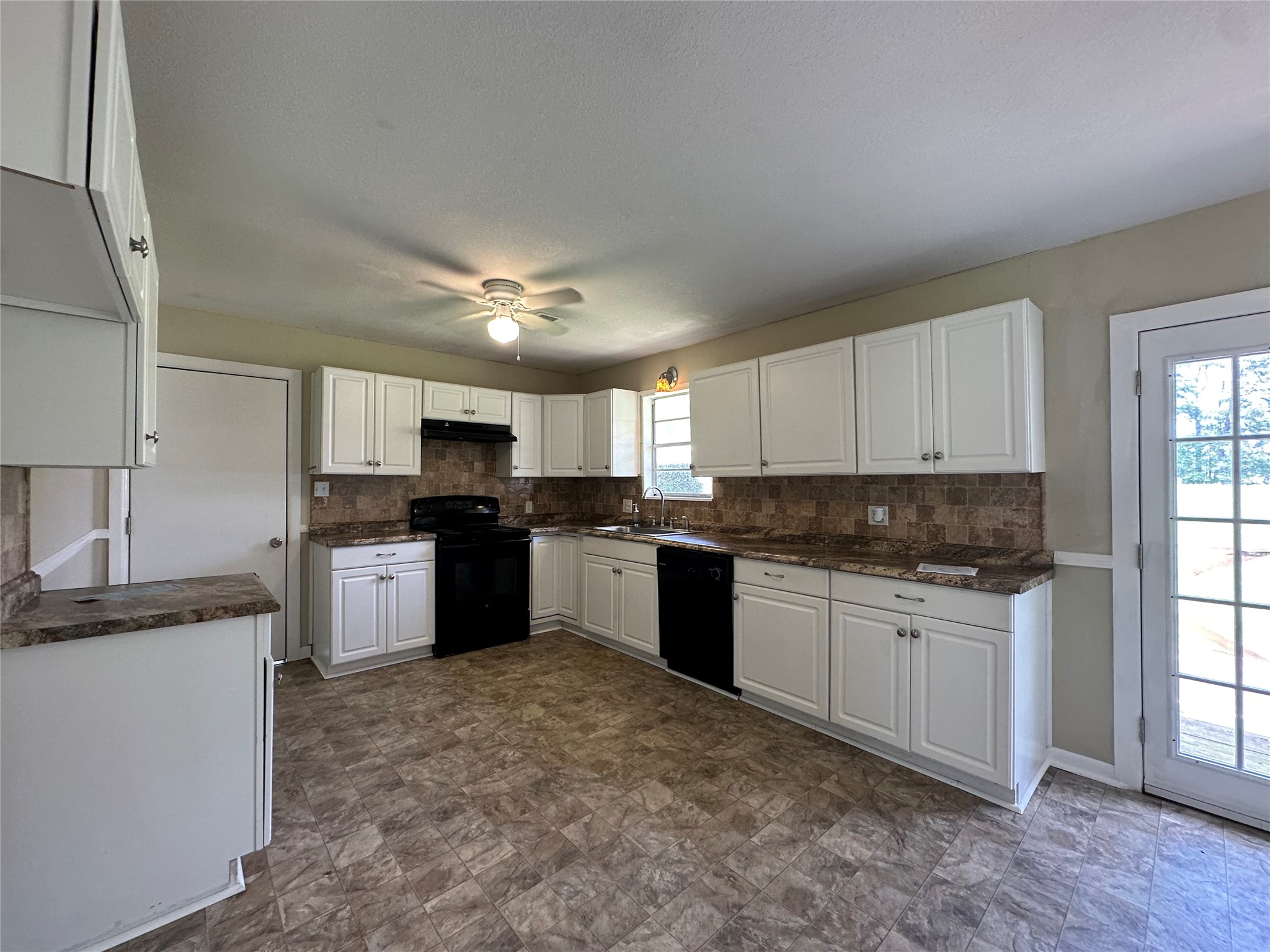 711 Clarksville Road Bogata TX 75417