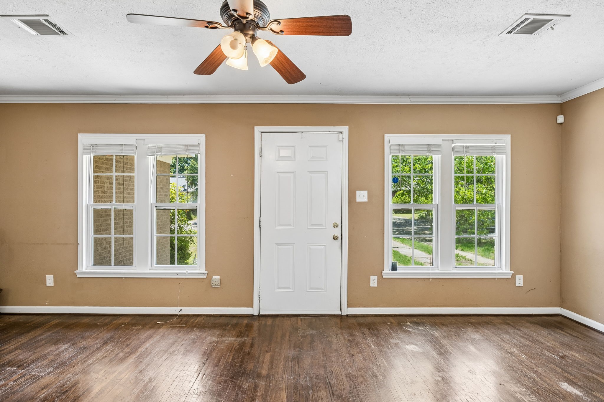 3228 E Perryton Drive Dallas TX 75224