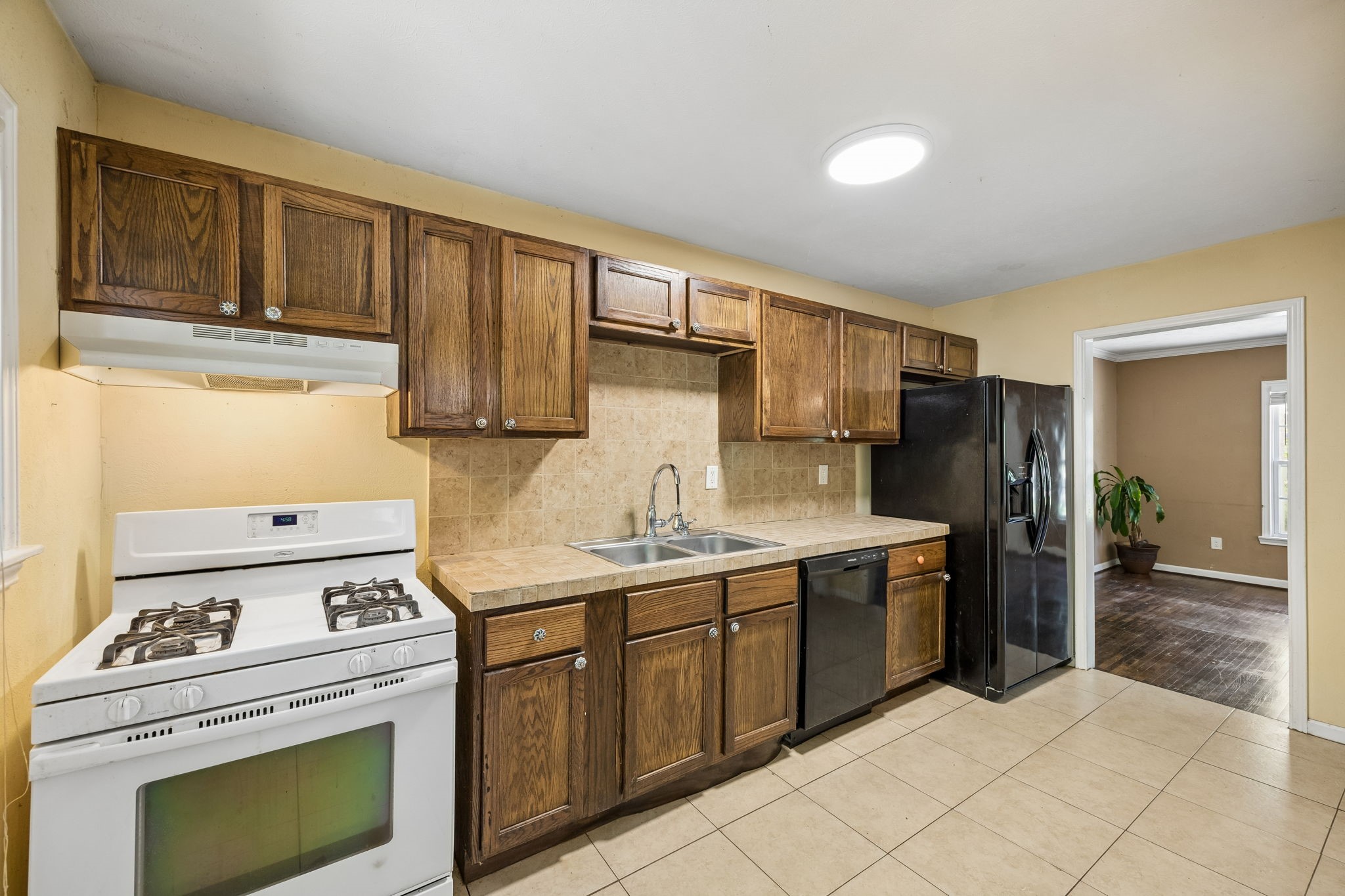 3228 E Perryton Drive Dallas TX 75224