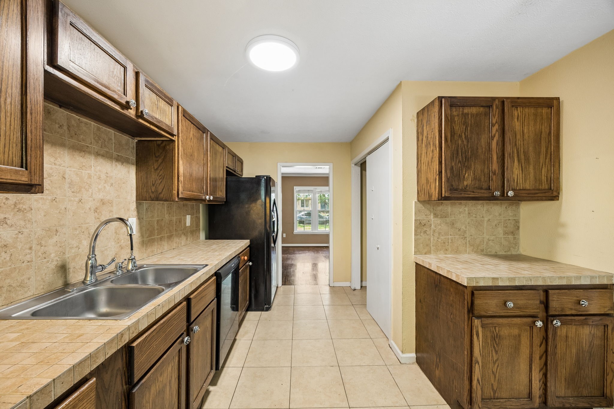 3228 E Perryton Drive Dallas TX 75224