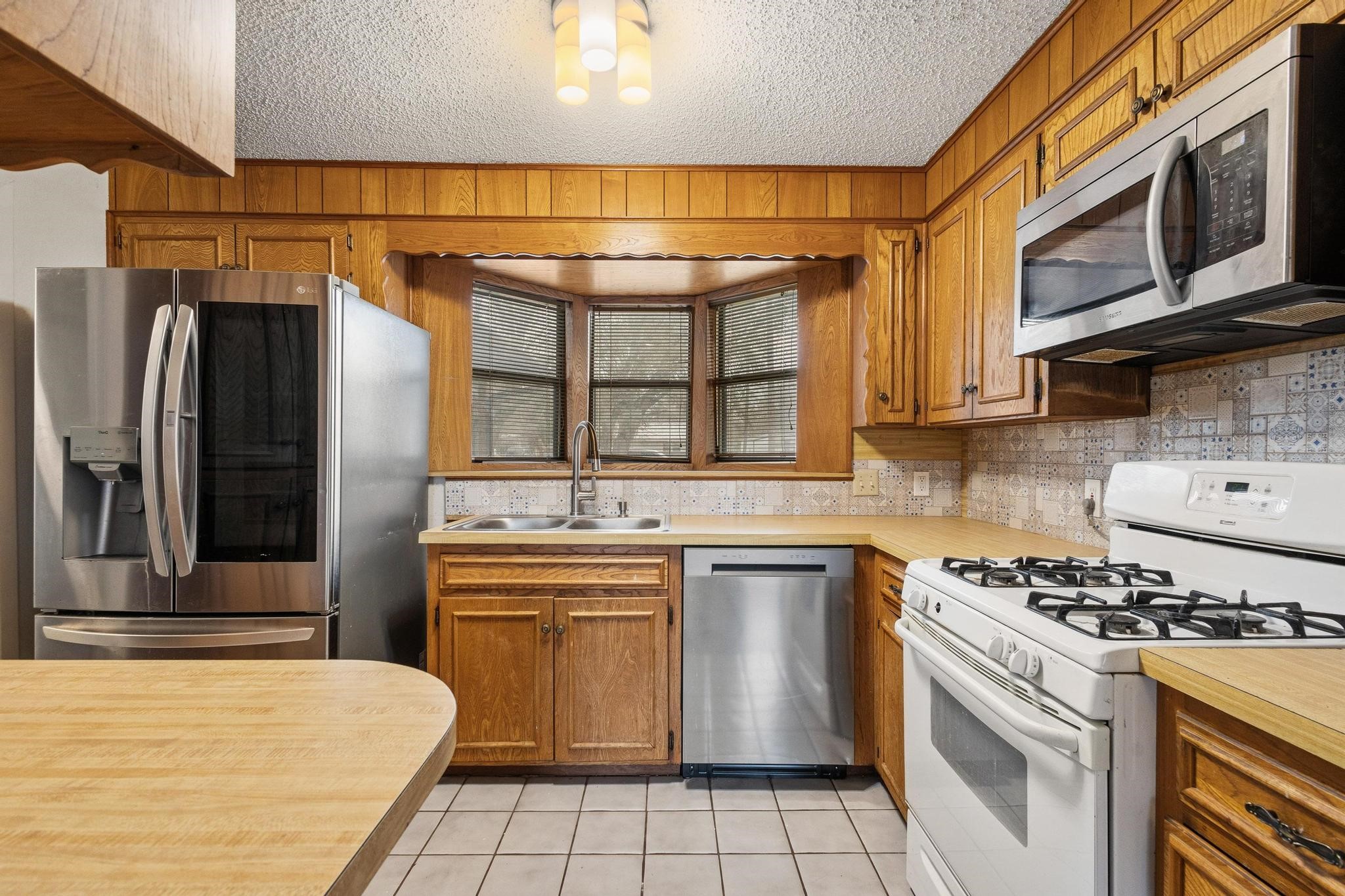 412 Main Street Pottsboro TX 75076