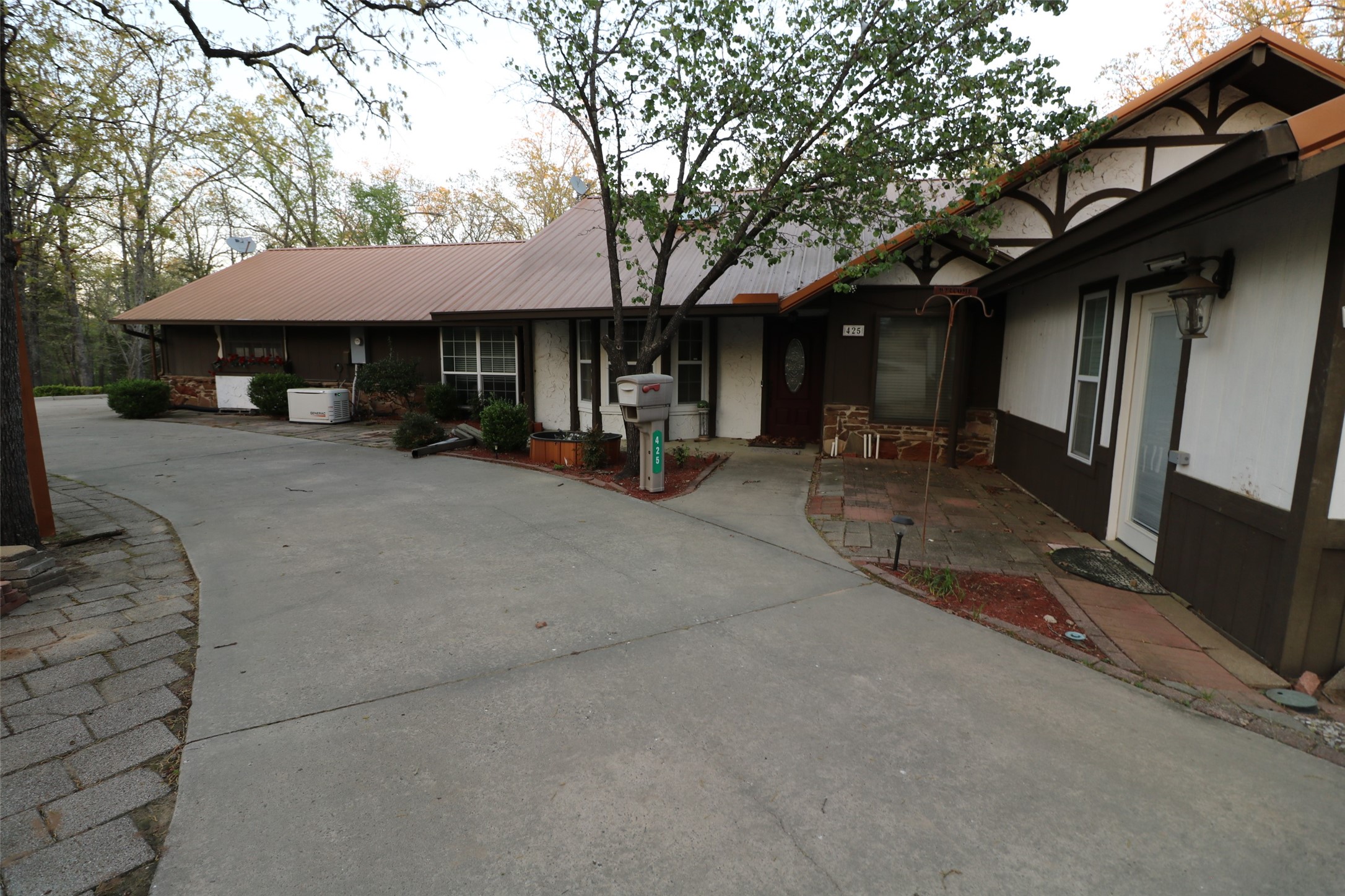 425 Dove Hollow Paris TX 75462