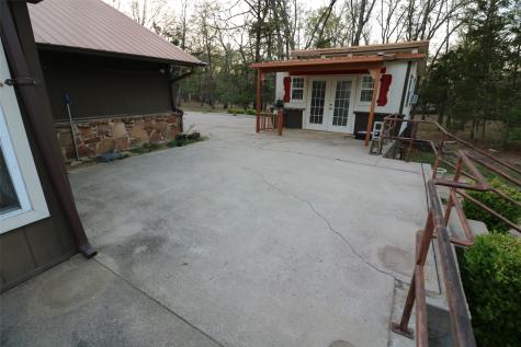 425 Dove Hollow Paris TX 75462