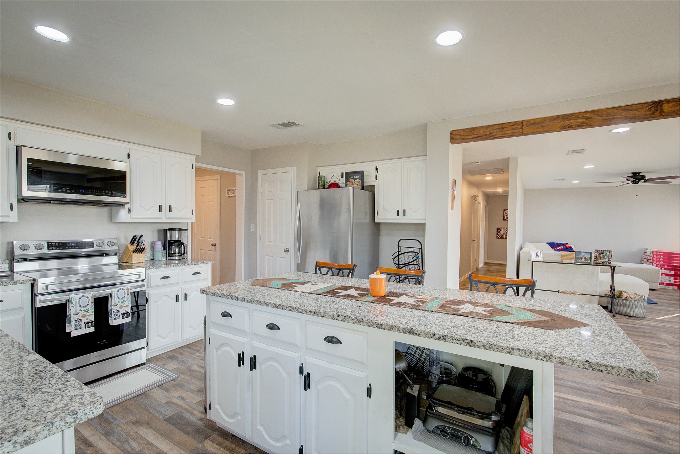 5317 E Interstate 30 Campbell TX 75422