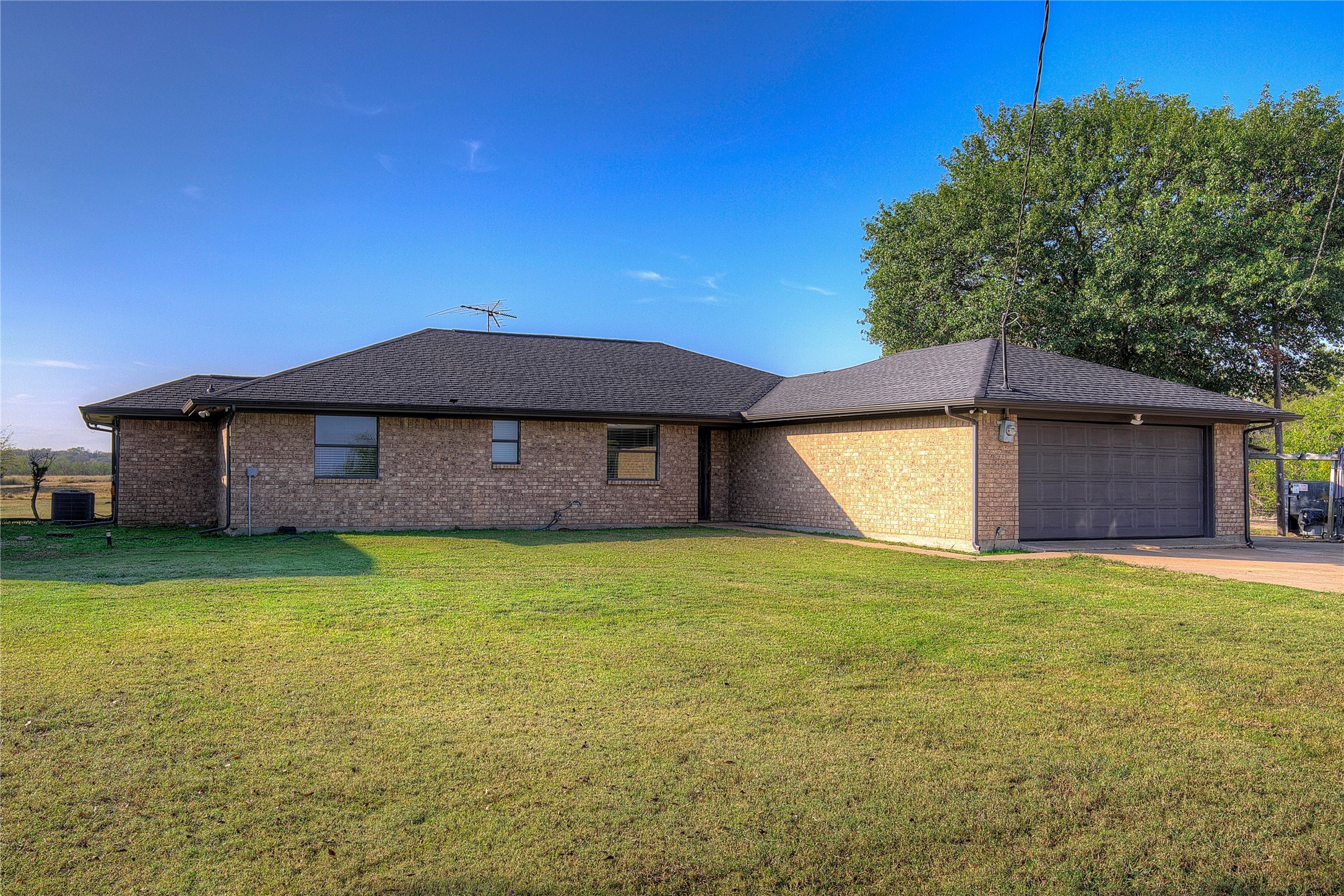 5317 E Interstate 30 Campbell TX 75422