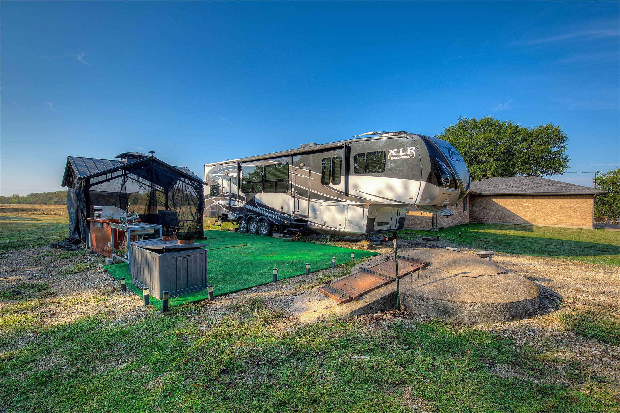 5317 E Interstate 30 Campbell TX 75422