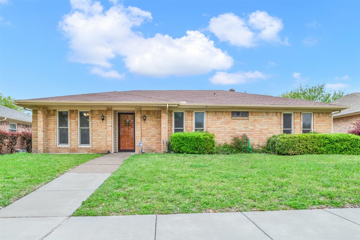 741 Maple Glen Drive Garland TX 75043