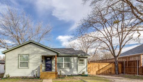 1206 Pine Street Mckinney TX 75069