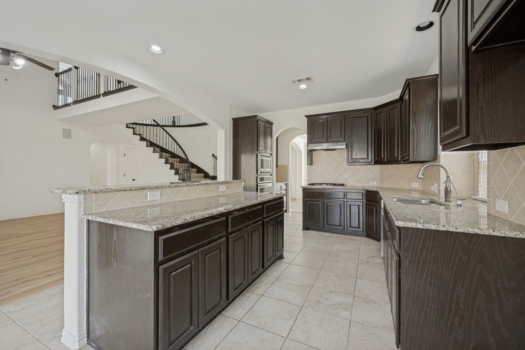 233 Chappellet Street Kennedale TX 76060