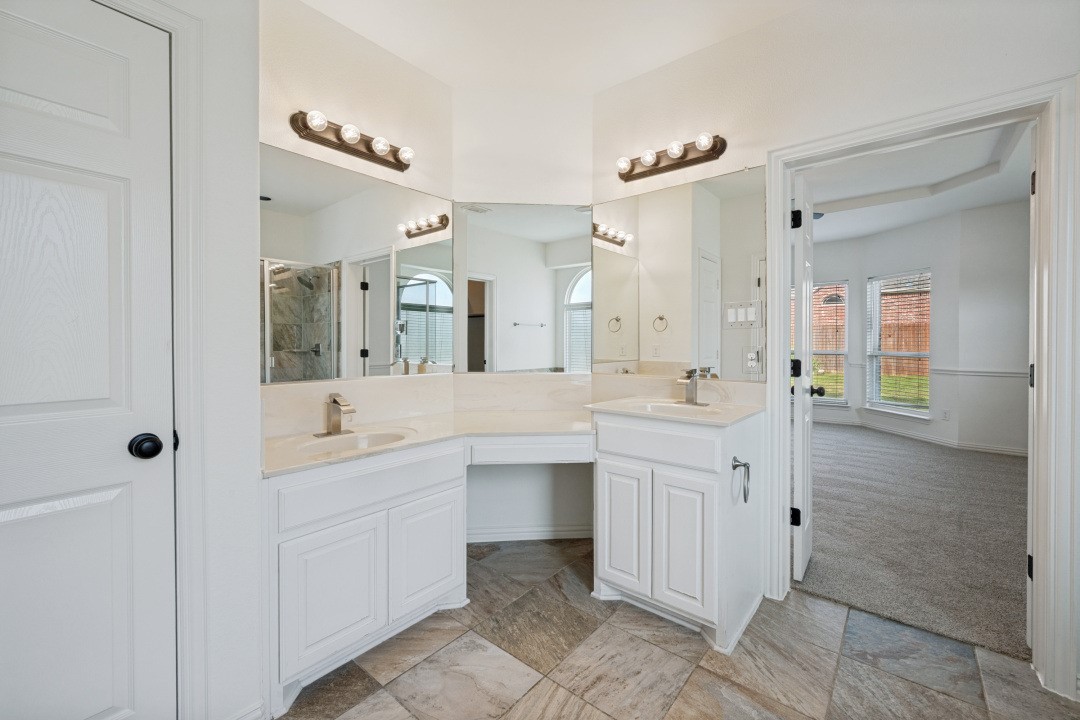 233 Chappellet Street Kennedale TX 76060