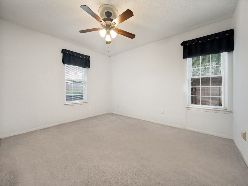 3818 Twin Falls Street Irving TX 75062
