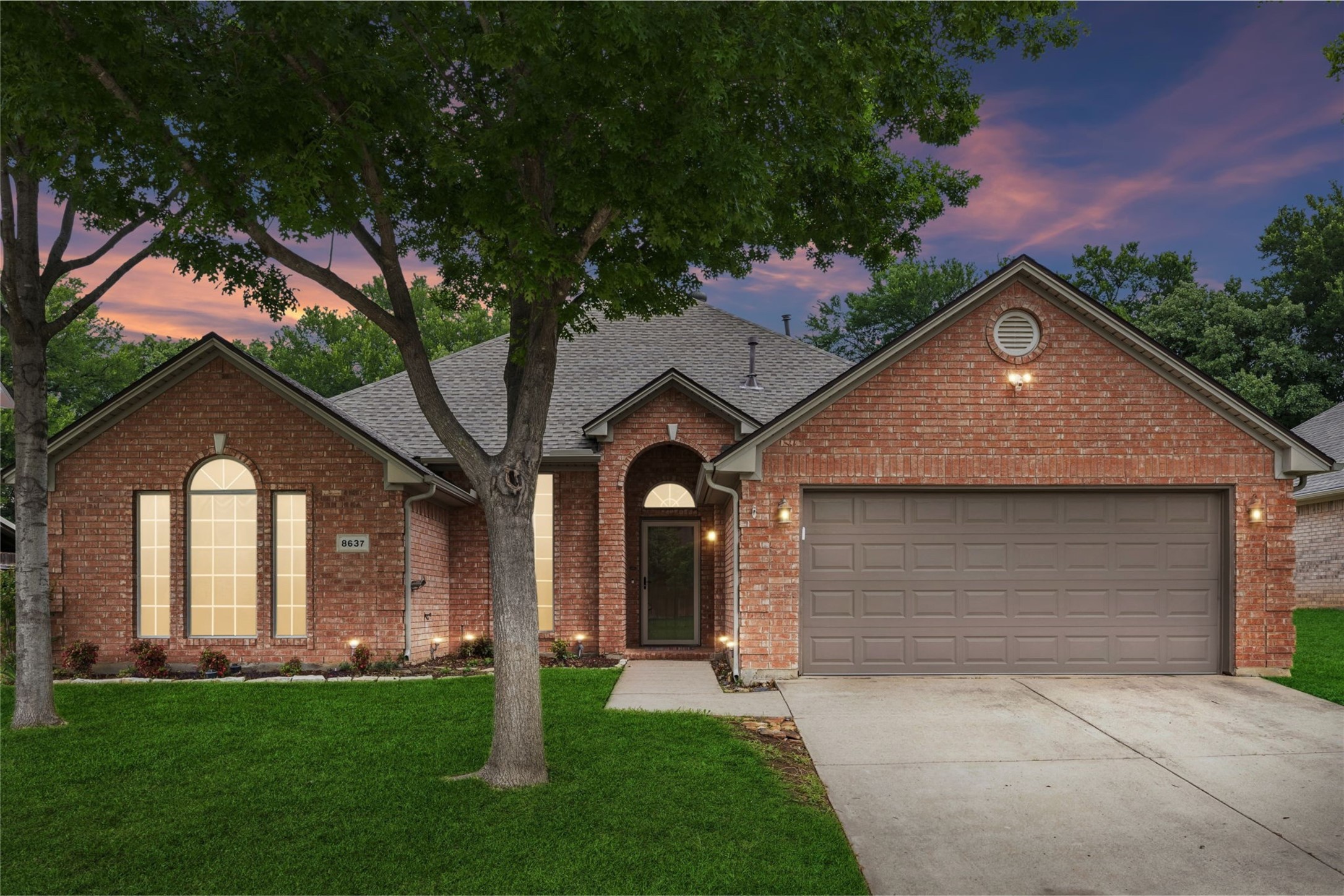 8637 Madison Drive North Richland Hills TX 76182