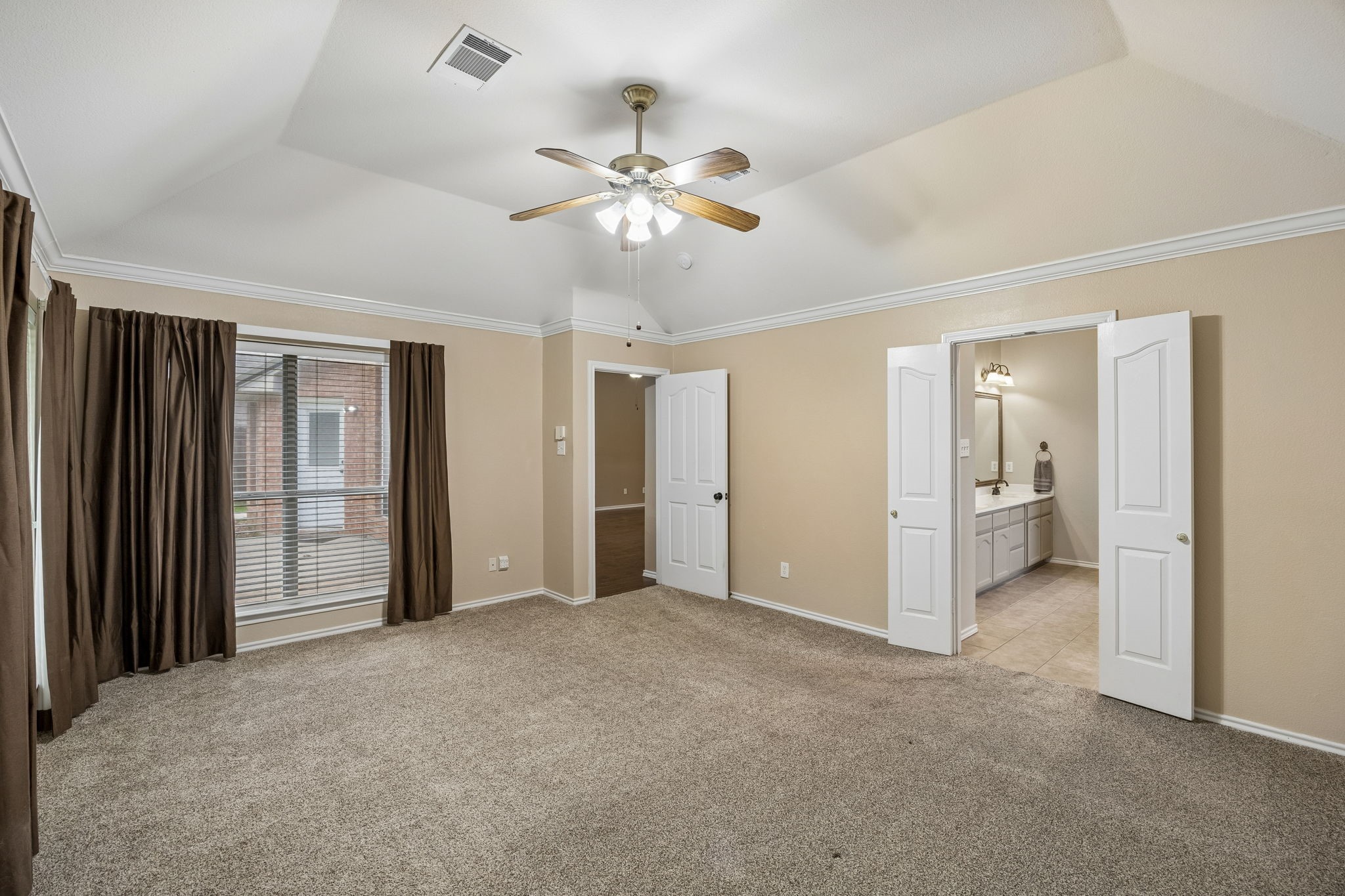 8637 Madison Drive North Richland Hills TX 76182