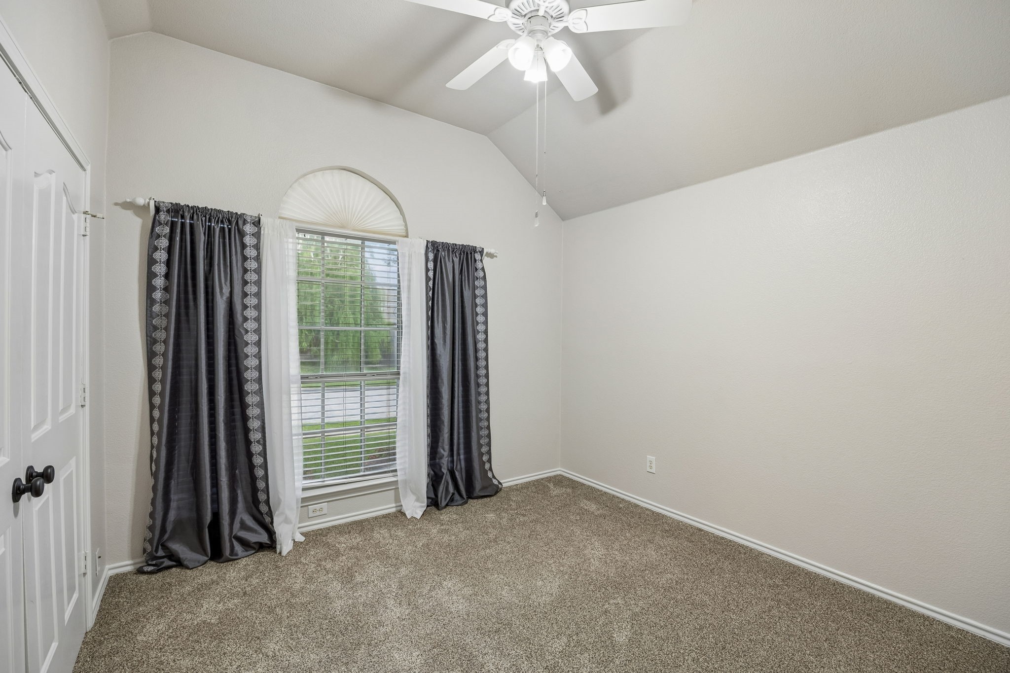8637 Madison Drive North Richland Hills TX 76182