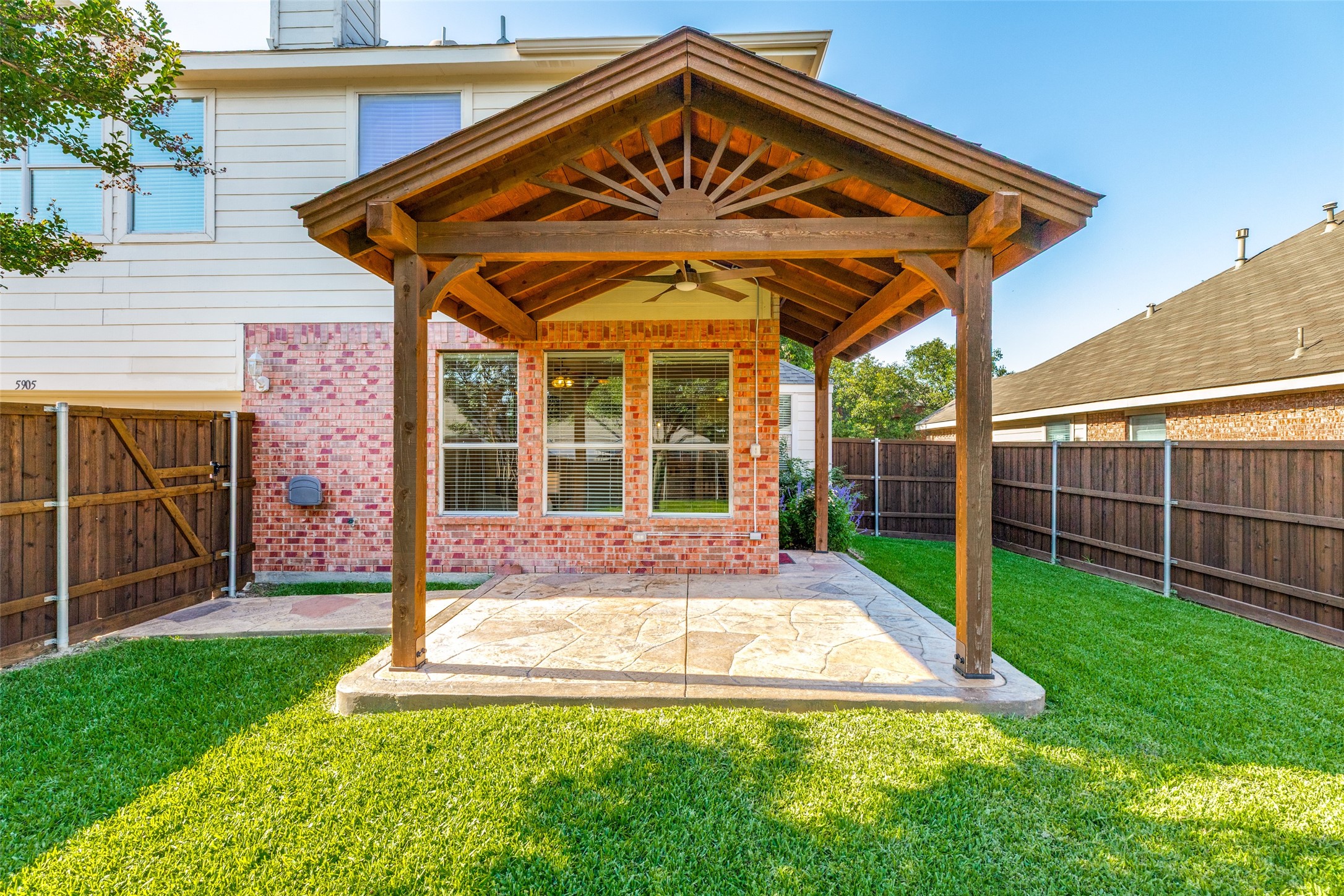 5905 Pine Meadow Lane Mckinney TX 75070
