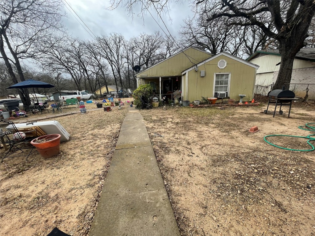 2334 Handlin Road Dallas TX 75253