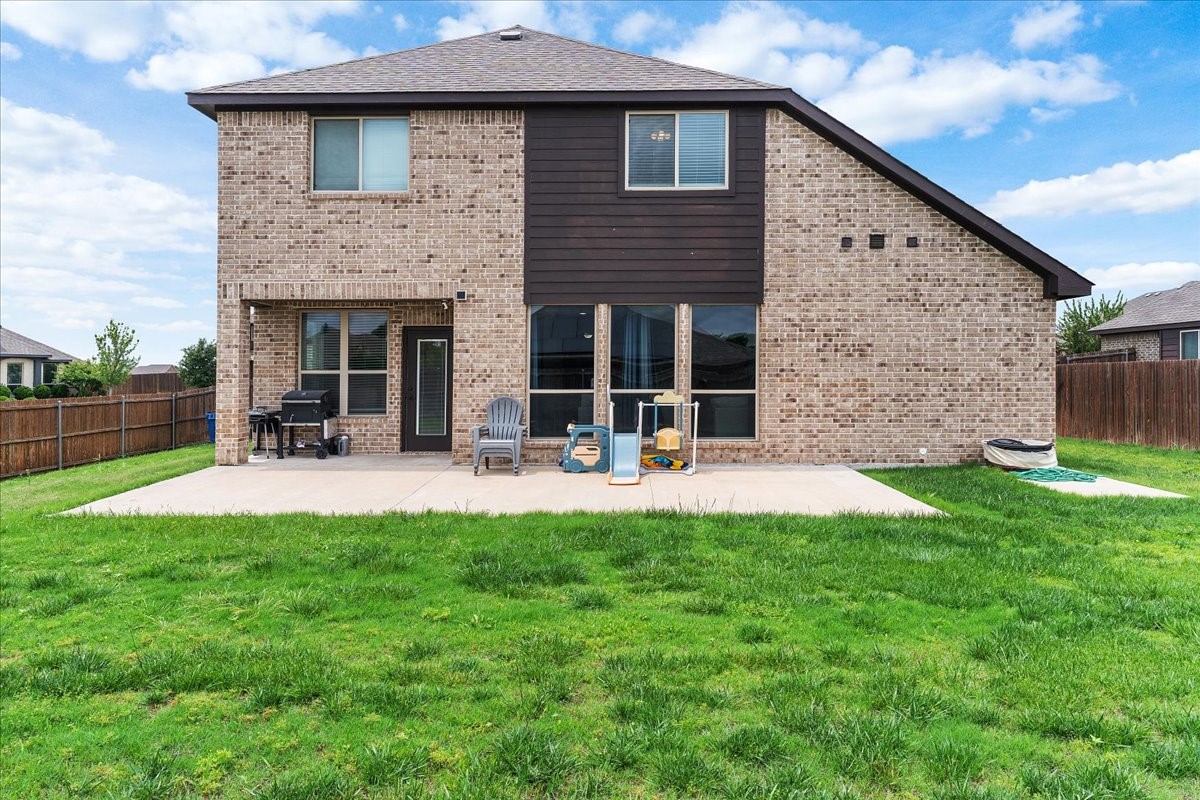 2000 Maplewood Drive Glenn Heights TX 75154